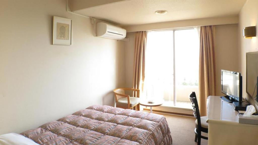 Hotel Tenchikaku Hitachi Bagian luar foto